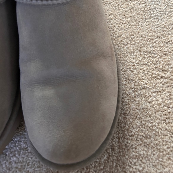 UGG Classic Ultra Mini - Picture 5 of 8